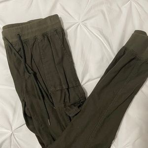 Aritzia cargo pants